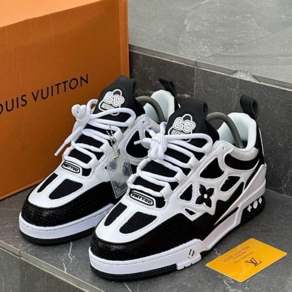LV SKATE NEGRA BLANCA
