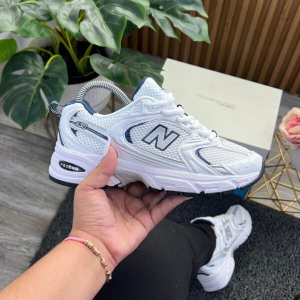 NEW BALANCE 530 BLANCA AZUL
