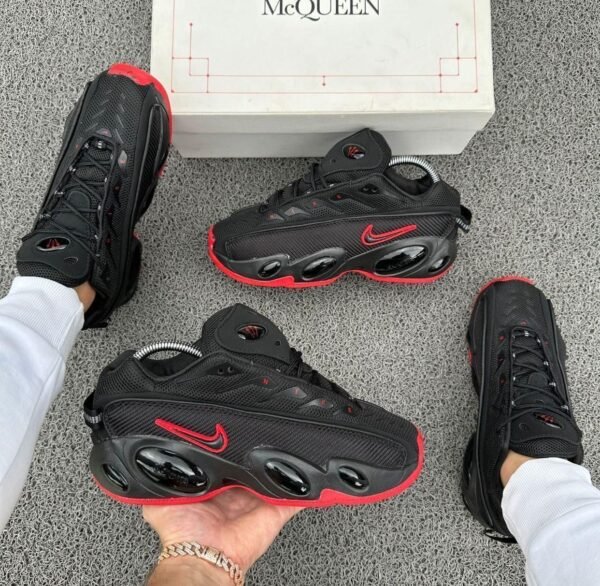 NIKE NOCTA NEGRA ROJA