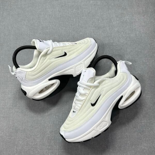 NIKE PORTAL BLANCA
