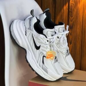 NIKE SKY BLANCA NEGRA
