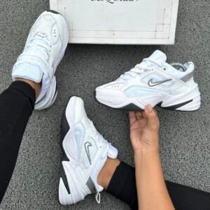 NIKE TECNO BLANCA